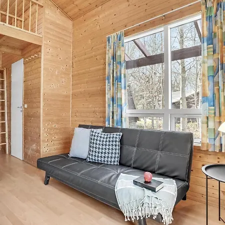 Feriehus 2 Bedroom Awesome In *