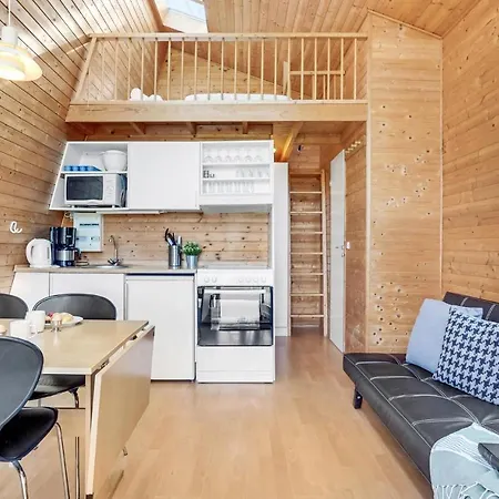 Feriehus 2 Bedroom Awesome In