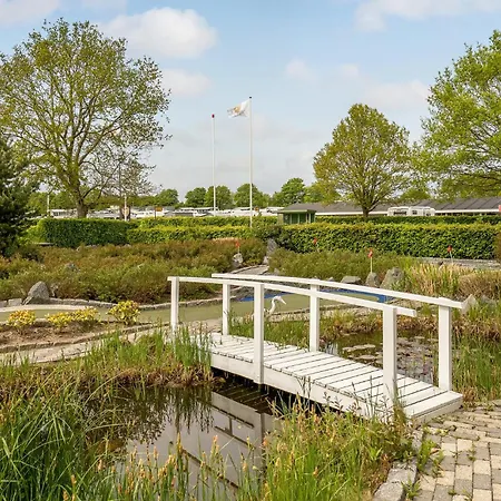 Feriehus 2 Bedroom Awesome In *