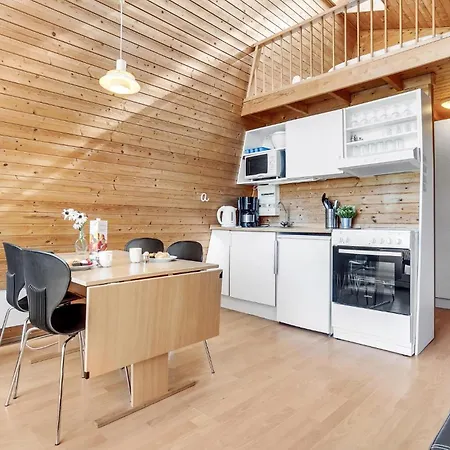 2 Bedroom Awesome In *